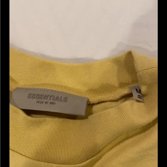 Essentials tee - Picture 2 of 5